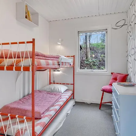 Holiday home 3 Bedroom Amazing In Farso Hvalpsund