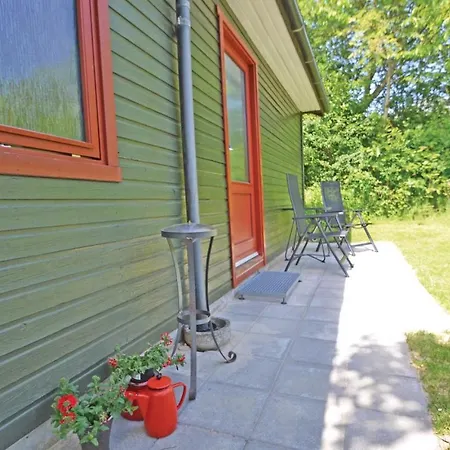 3 Bedroom Amazing In Farso Holiday home Hvalpsund